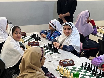 نایب قهرمانی تیم شطرنج مدرسه صداقت در مسابقات شطرنج منطقه۷ تهران